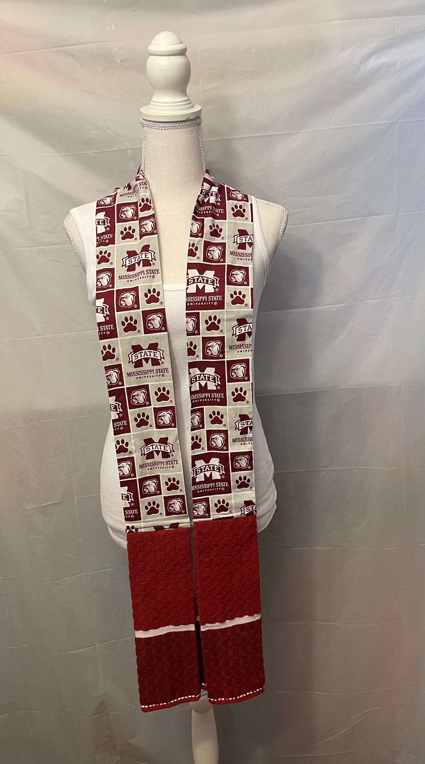 Kitchen Towel Boa Scarf