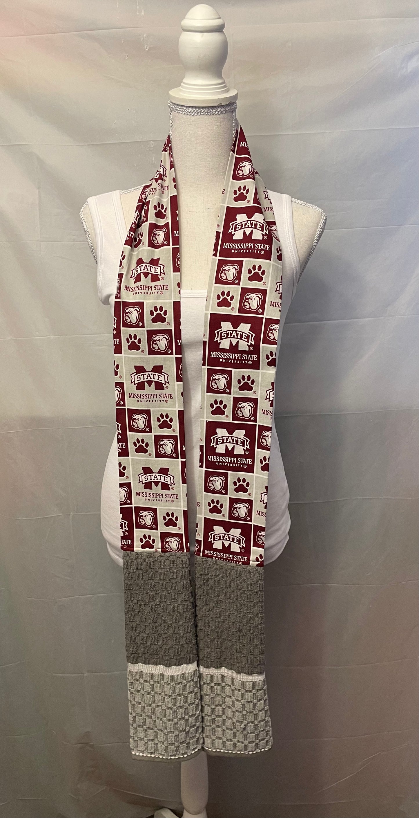 Kitchen Towel Boa Scarf